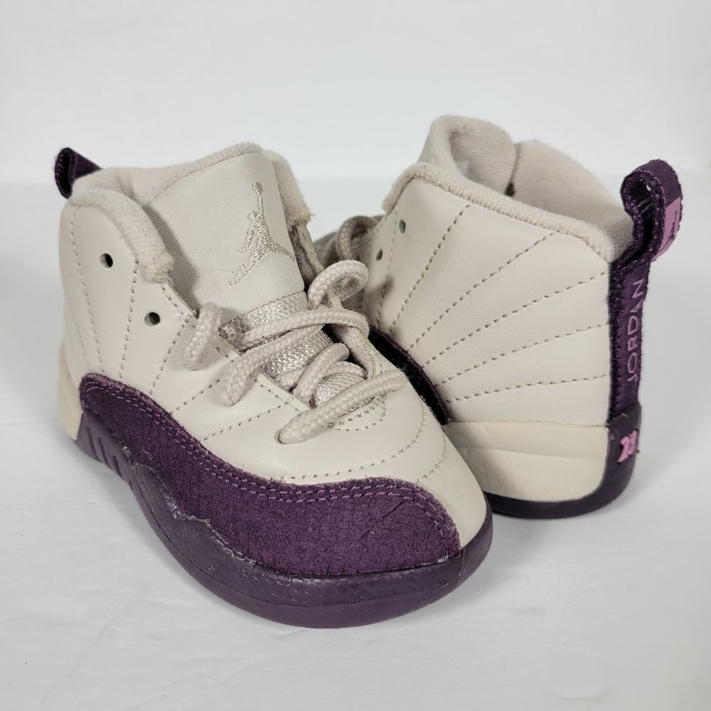 Nike Air Jordan Retro 12 Dessert Sand / Purple Sneakers Kids Size 5C 8196666-001